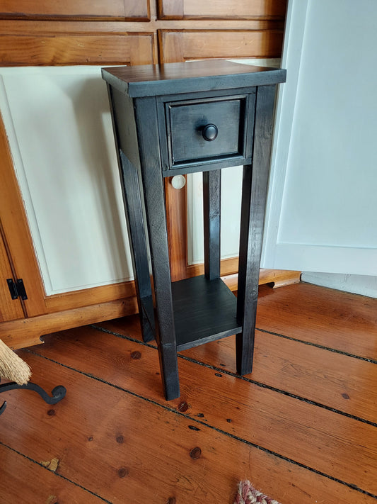 Pine End Table with Drawer
