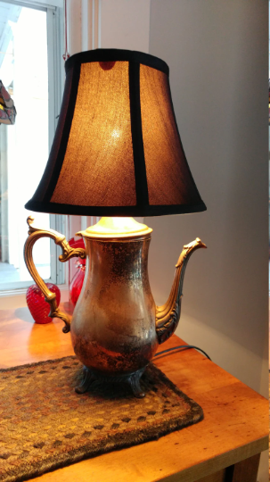 Teapot lamp