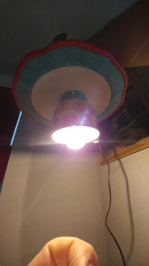 Cup and saucer light